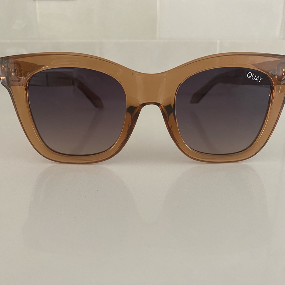 NWOT Quay After Hours Large 125 mm Sunglasses